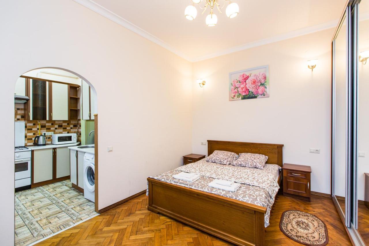 Квартира В Центрі Вулиця Балабана 29 Біля Краківського Ринку Lviv Dış mekan fotoğraf